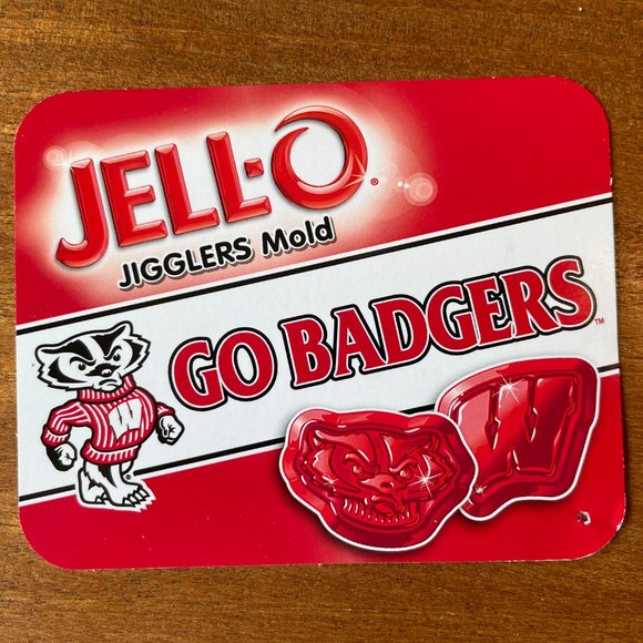 3 NEW Jello Jigglers Wisconsin Football Mold, WI Badgers College Tailgate Party - Picture 3 of 6